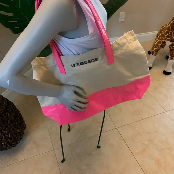 “Victoria’s secret“, bag - Picture 2 of 5